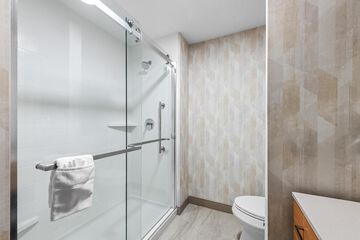 Bathroom shower