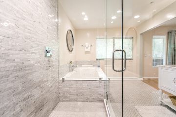 Bathroom shower
