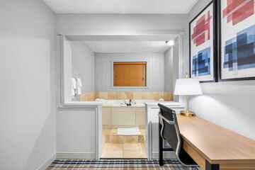 Jetted tub