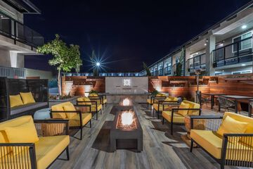 Bluestem Hotel Torrance Los Angeles an Ascend Collection Hotel