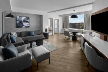 The National Landing Hotel Crystal City