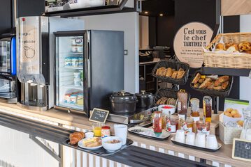 Breakfast buffet