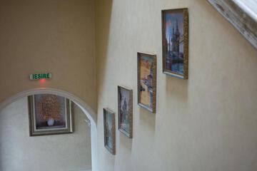 Photo 33