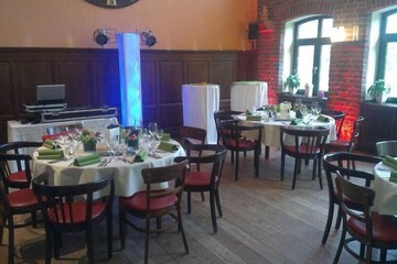 Indoor wedding