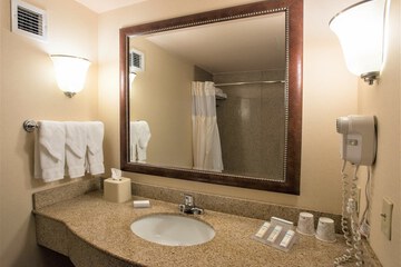 Room 33 of 67