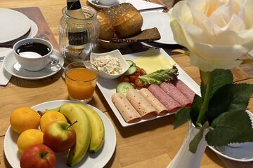 Breakfast meal
