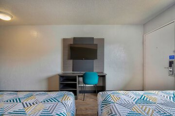 Room 37 of 53