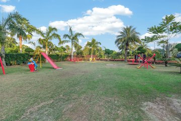 Children's play area - outdoor