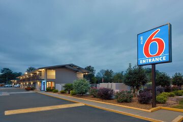 Motel 6 Columbus GA