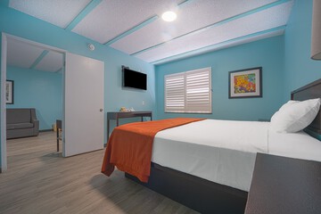 Room 25 of 35