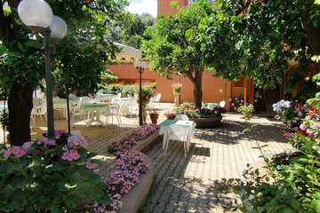 BBQ/picnic area