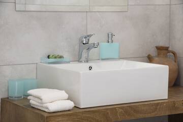 Bathroom amenities