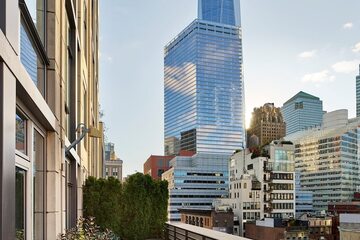 AKA Tribeca