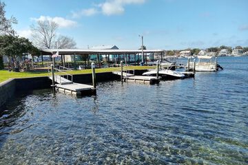 Dock
