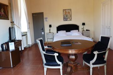 Room amenity