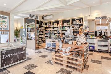 Gift shop