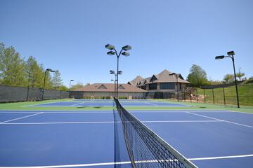 Tennis court