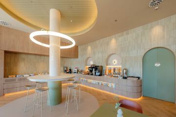 Breakfast area