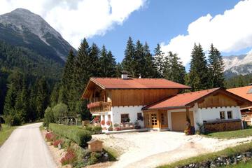 Photo 25