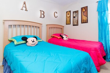 Children's theme room