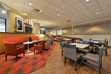 Dining 62 of 75