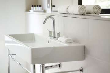 Bathroom sink