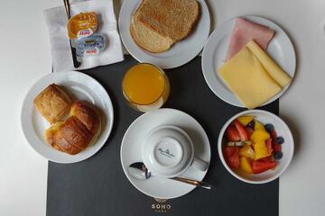 Breakfast meal