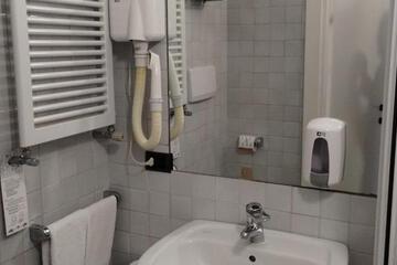 Photo 37