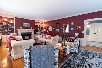 Hotel Interior 5 of 53