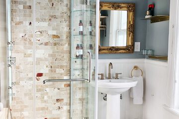 Bathroom shower