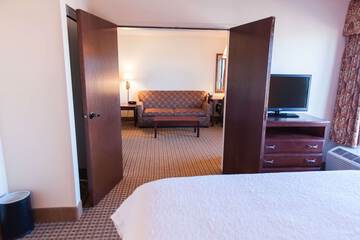 Room 21 of 46