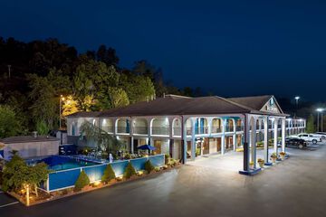 Hotel 5 of 45