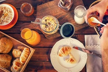 Breakfast meal