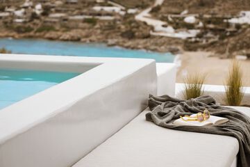Beach/ocean view