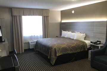 DuPont Suites