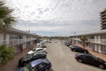 Property Grounds 33 of 33