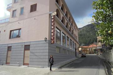 Photo 32