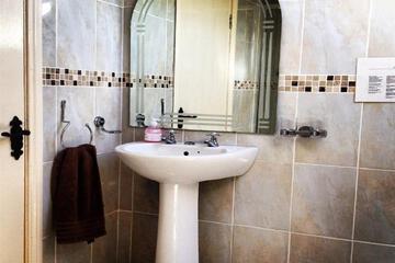 Photo 37