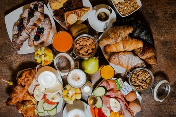 Breakfast meal