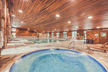 Indoor spa tub