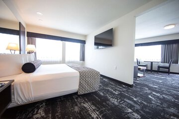 Room 27 of 69