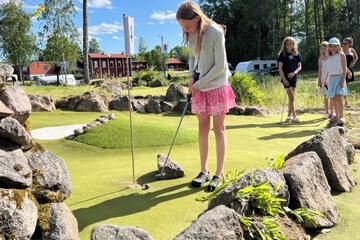 Mini-golf