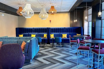 Hotel Interior 11 of 48