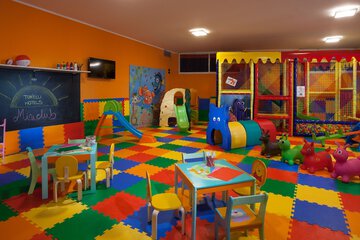 Children's play area - indoor