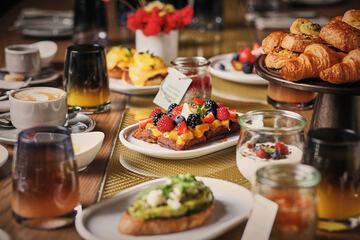 Breakfast meal