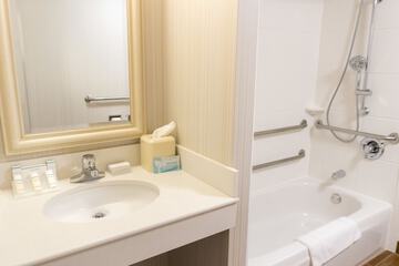 Room 33 of 57