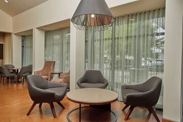 Hotel Interior 10 of 38