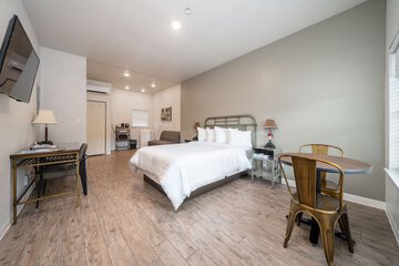 Room 175 of 211