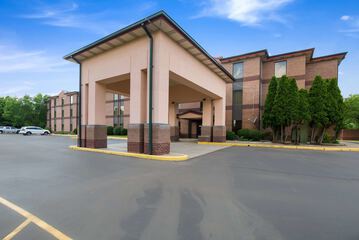 Quality Inn & Suites
