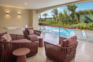 Private pool